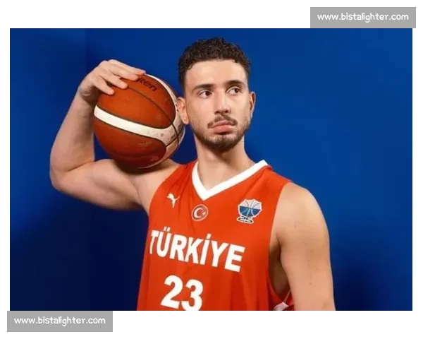 欧锦赛绝杀夜：马卡掀翻约基奇 申京波神演两极